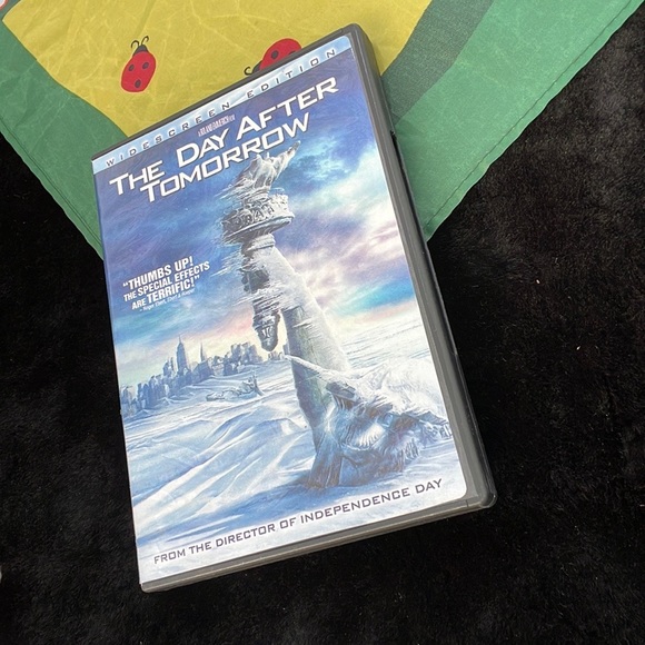 The Day After Tomorrow Widescreen Edition DVD Movie 20th Century Fox PG 13 - Picture 7 of 13